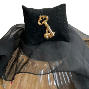 VINTAGE GOLD-TONE KEY BROOCH WITH HANGING LOCKET-RARE